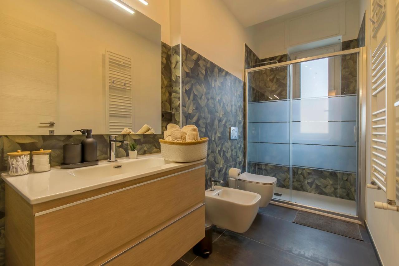 Modern & Bright 2 Bedroom Flat 50M From M4 Stop Μιλάνο Εξωτερικό φωτογραφία