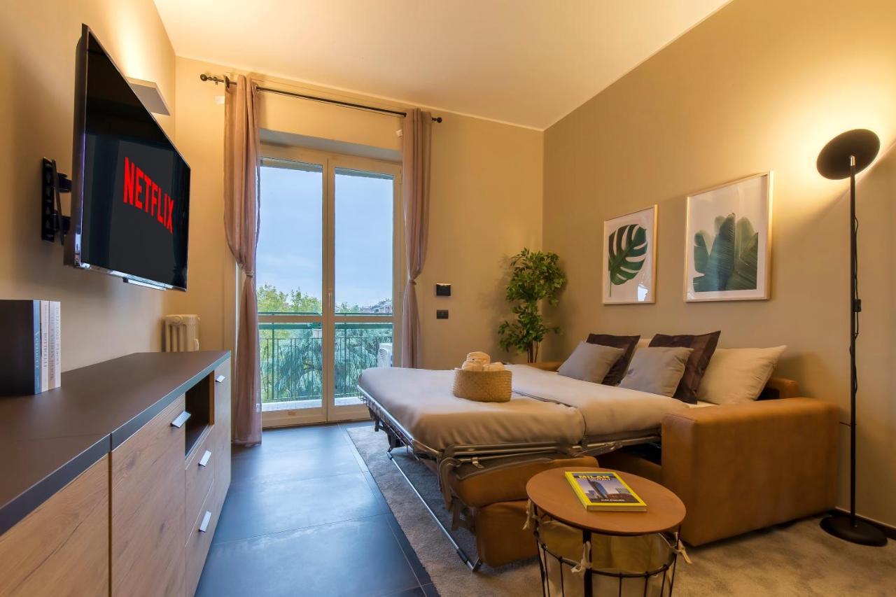 Modern & Bright 2 Bedroom Flat 50M From M4 Stop Μιλάνο Εξωτερικό φωτογραφία