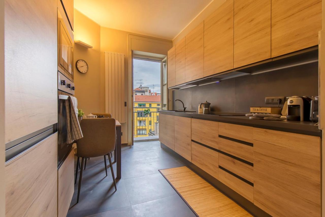 Modern & Bright 2 Bedroom Flat 50M From M4 Stop Μιλάνο Εξωτερικό φωτογραφία